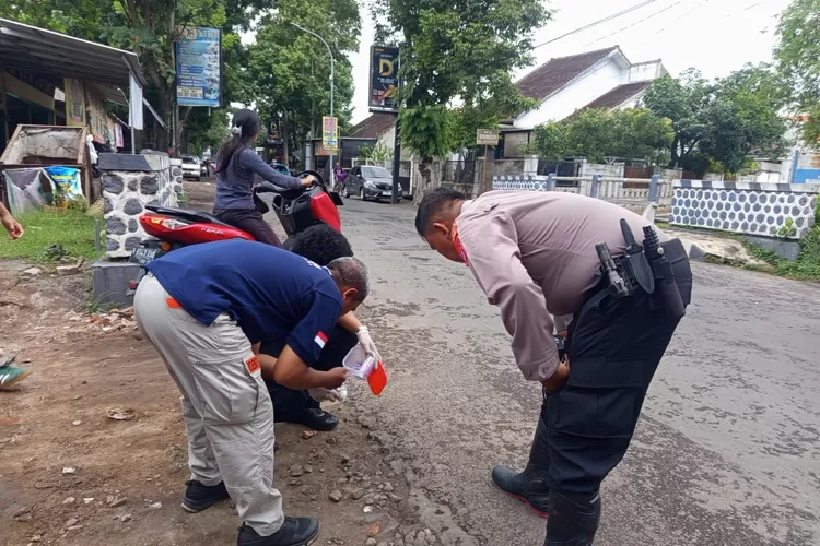 Tabrak Siswa dan Bacok Polisi, Curanmor Asal Ranuyoso Lumajang Diringkus 1 Pelaku Kabur